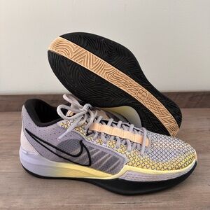 Nike Sabrina Spark 1